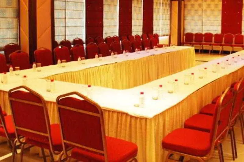 **** Hotel Mercure Chandigarh Tribune Chowk India